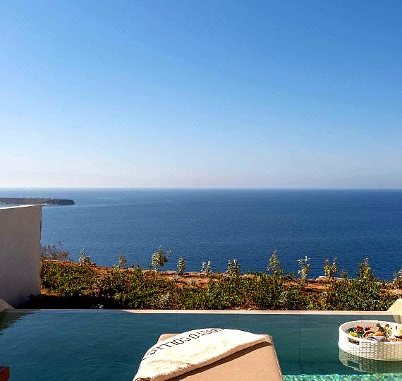 Santo Mine Oia Suites